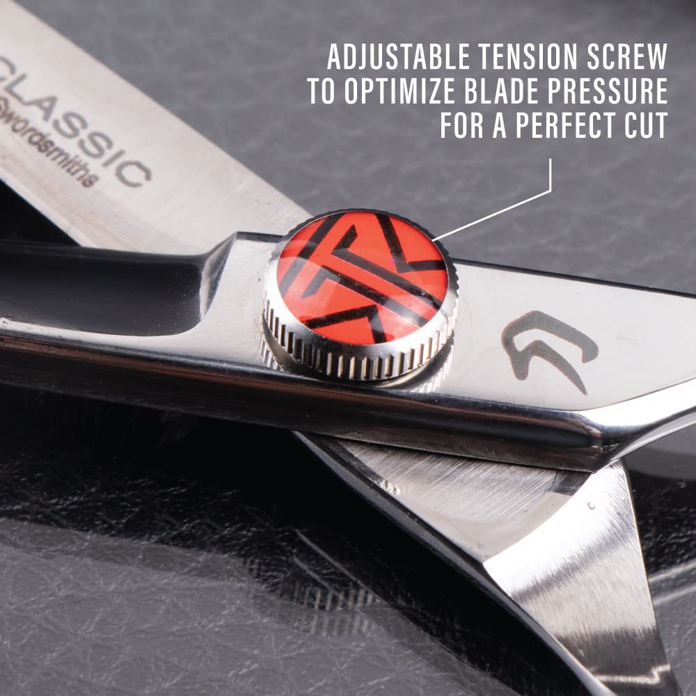 Everlong Tokko Katana professional-station setup shows ready-for-use barber tools
