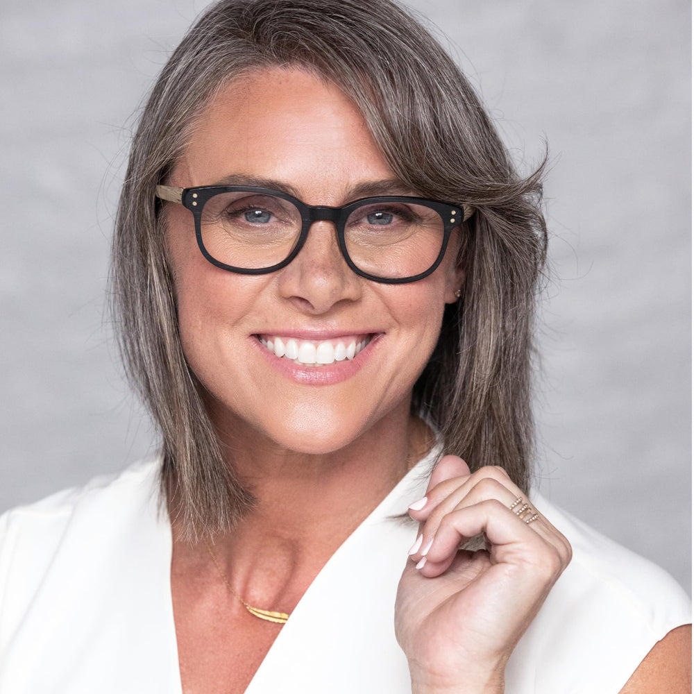 Color-treated or gray hair shows hydrated, vibrant look with EVOLVh
