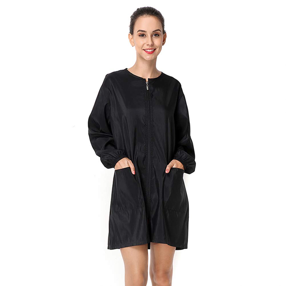 Exttlliy bata de salón en poliéster negro, cómoda y resistente para uso diario.
