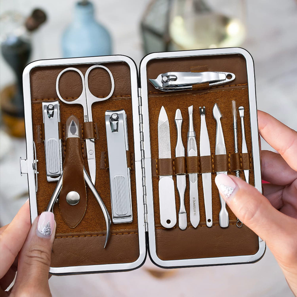 FAMILIFE eyebrow tweezers for precise grooming