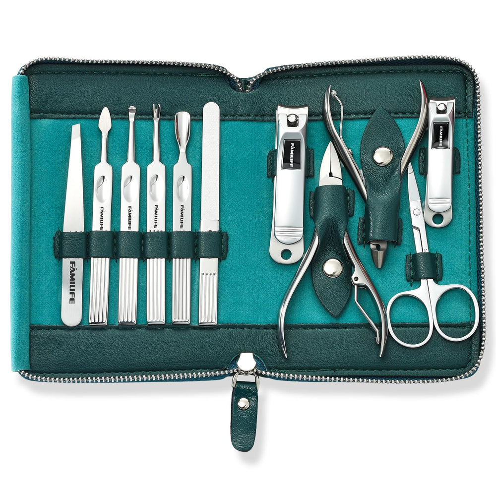 FAMILIFE blue-leather travel-case keeps tools organized on the go.