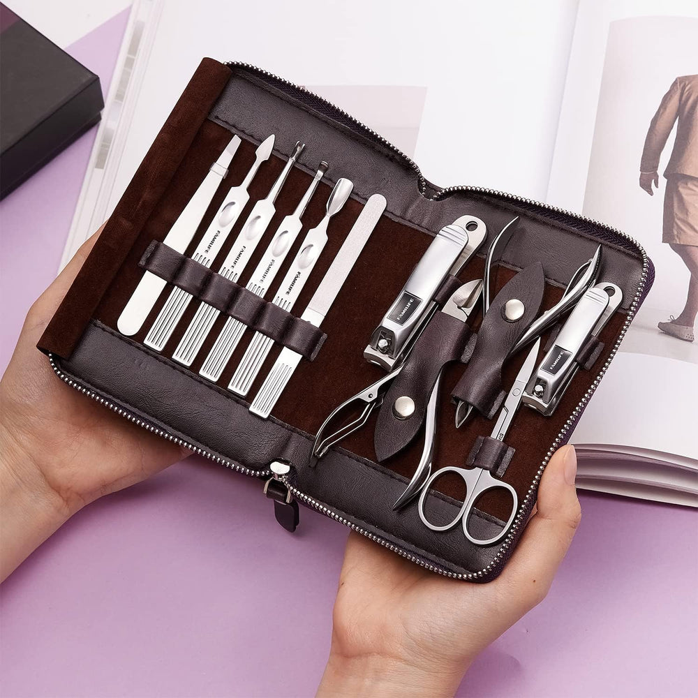 FAMILIFE tweezers stainless steel for accurate grooming on the go.