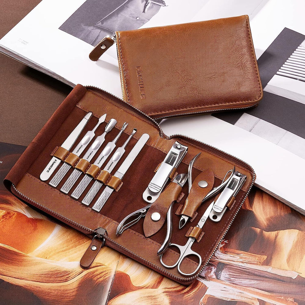 FAMILIFE travel leather case keeps tools organized during trips.