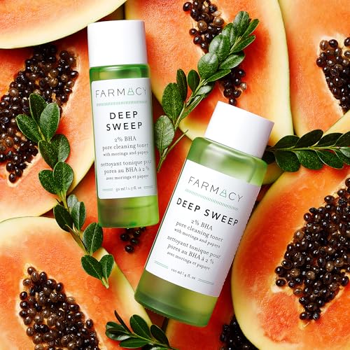 Farmacy close-up texture shows lightweight, water-light formula for shine control.