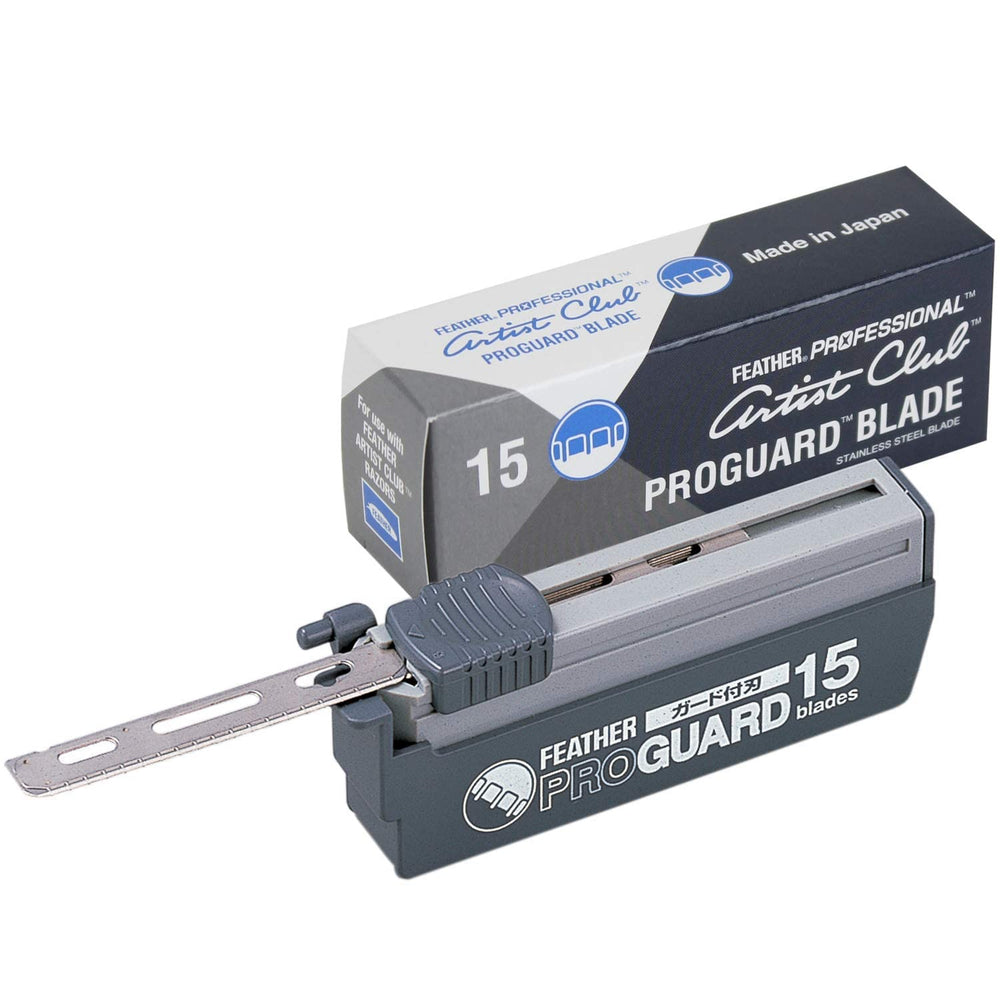 Feather ProGuard artist-club-compatibility confirms fits Feather Artist Club handles for versatile grooming.