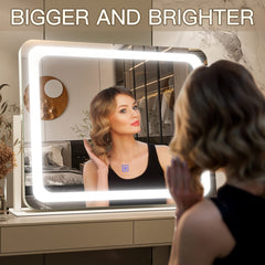 FENNIO vanity mirror with 3-color modes highlights different tones for day-to-night makeup