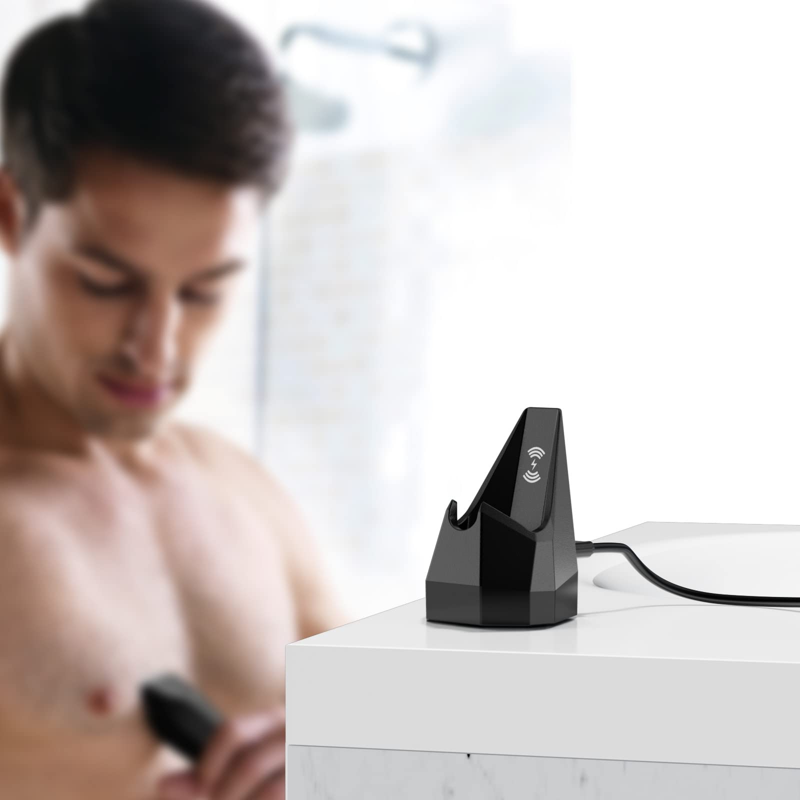 FGIEU durable ABS/PC housing keeps the dock waterproof and long-lasting.