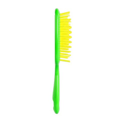 FHI Heat UNbrush with DuoFlex anti-static bristles minimizes breakage during styling