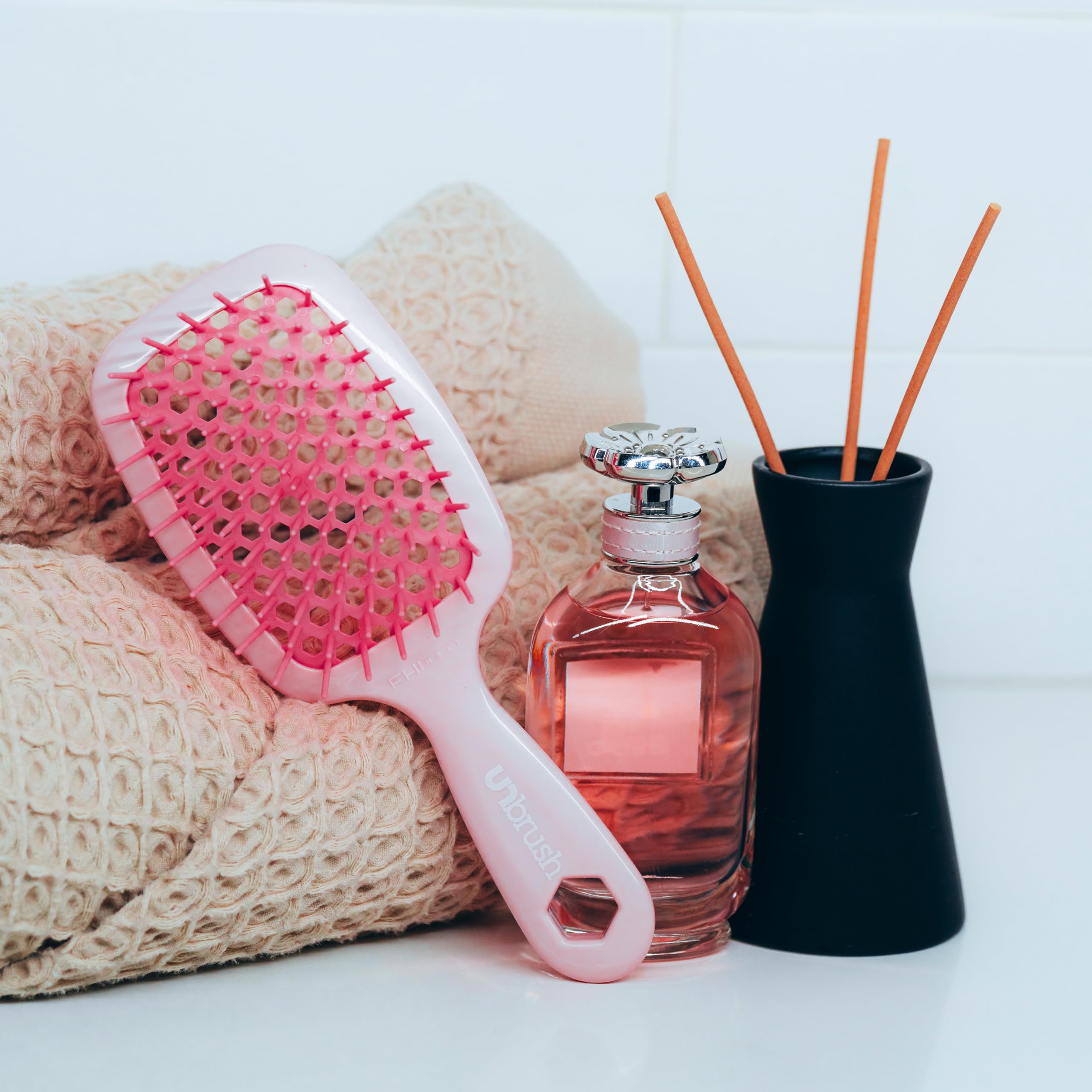 FHI Heat UNbrush family-friendly brush for women, men, and kids.