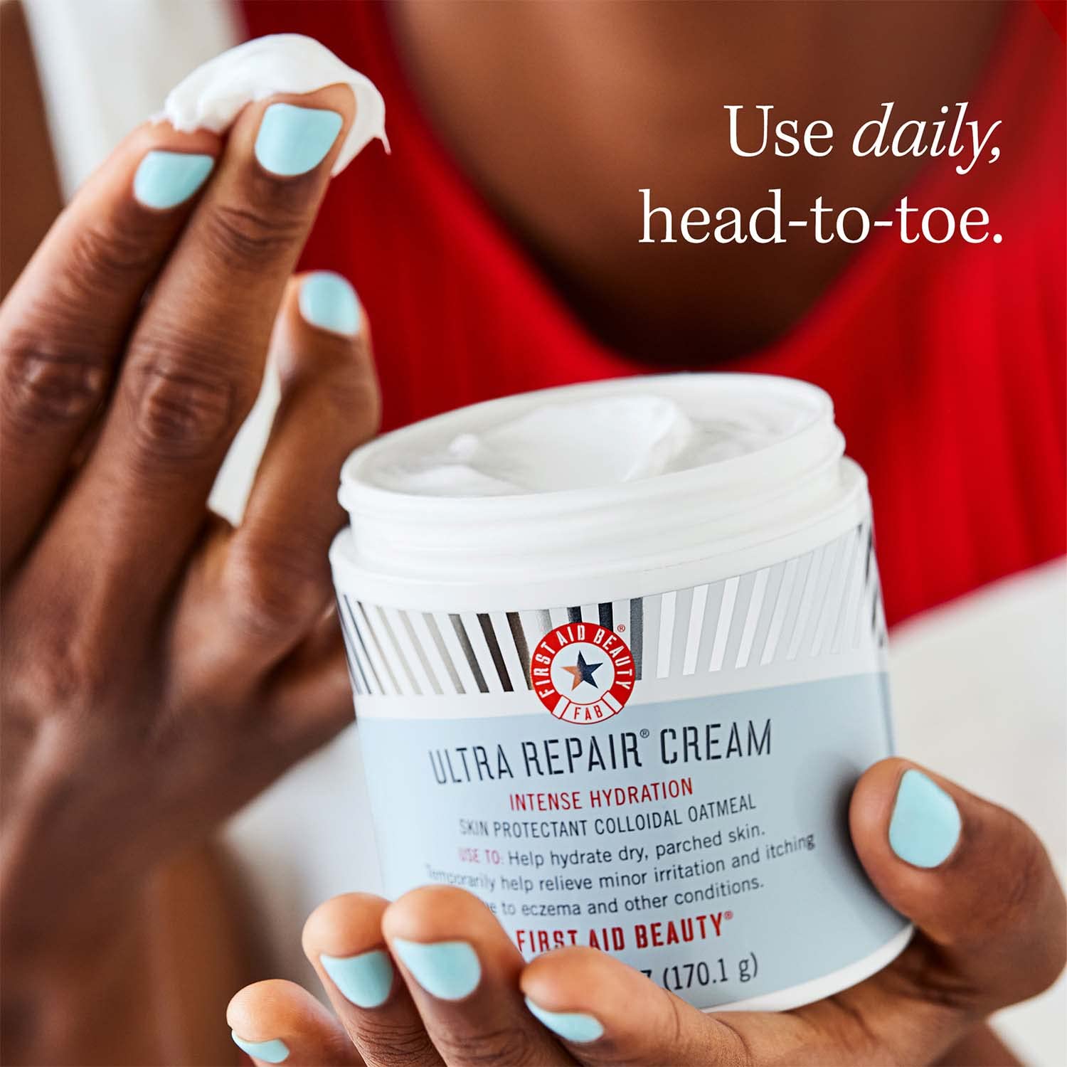 First Aid Beauty Ultra Repair Cream para piel seca, uso diario.