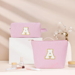 Fohufo light pink travel makeup set small pouch, lightweight and compact for essentials.