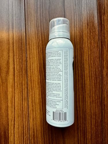 Close-up of Footlogix DD Cream Mousse texture highlighting moisturizing formula.