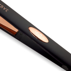 FoxyBae Trés Sleek flat iron LCD display emphasizes easy temperature control.