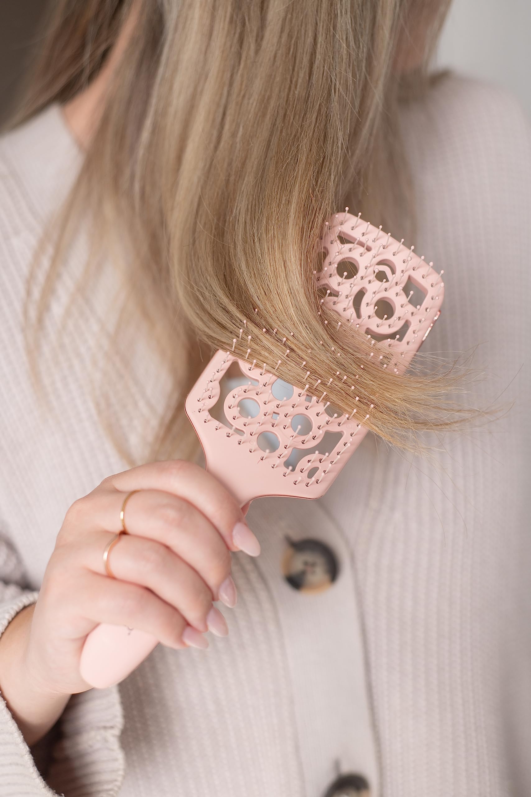 FRAMAR heat-resistant bristles withstand up to 450 degrees during drying.