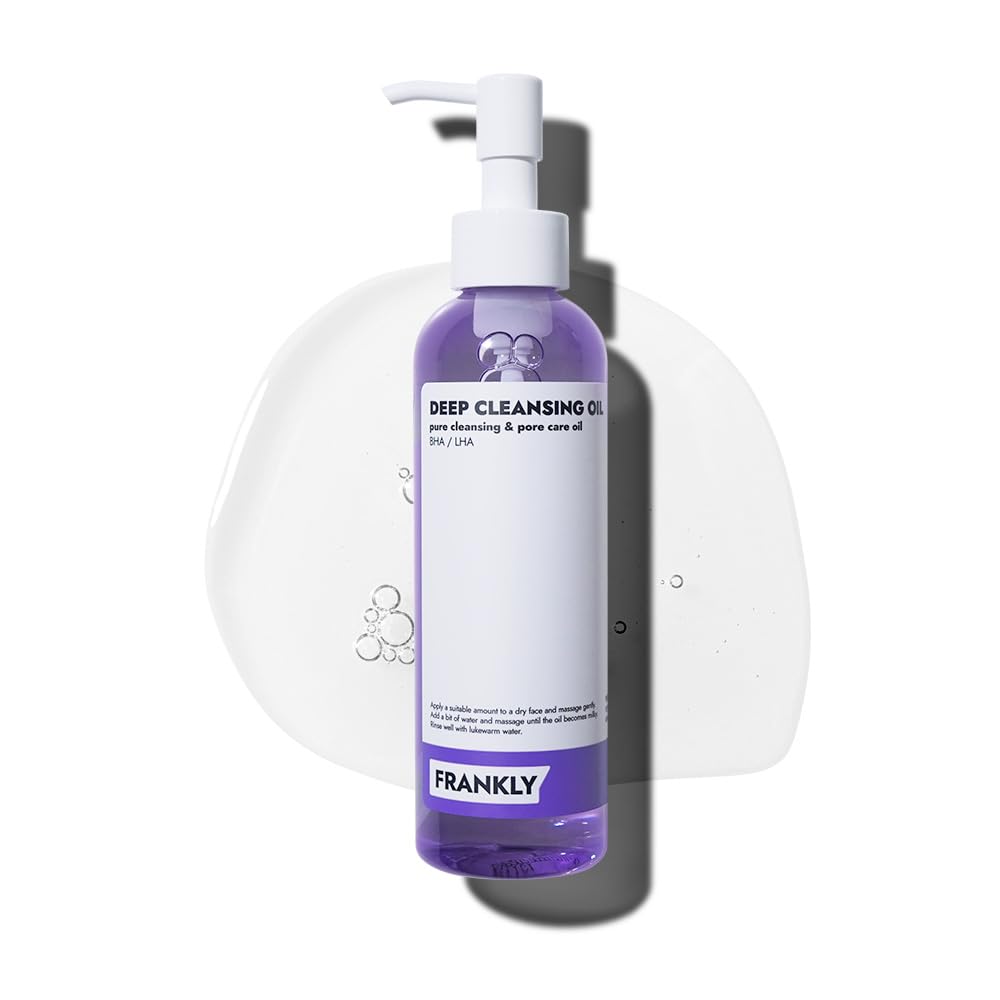 FRANKLY Pore Cleansing Oil bottle pour purifies pores for a clearer complexion