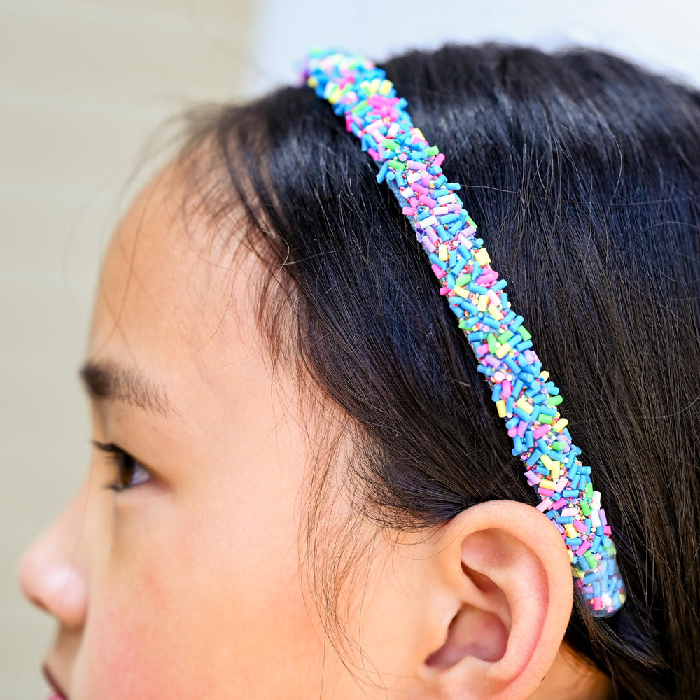 FROG SAC headbands 13-inch fit closeup suitable for toddlers to teens with comfortable flexibility.