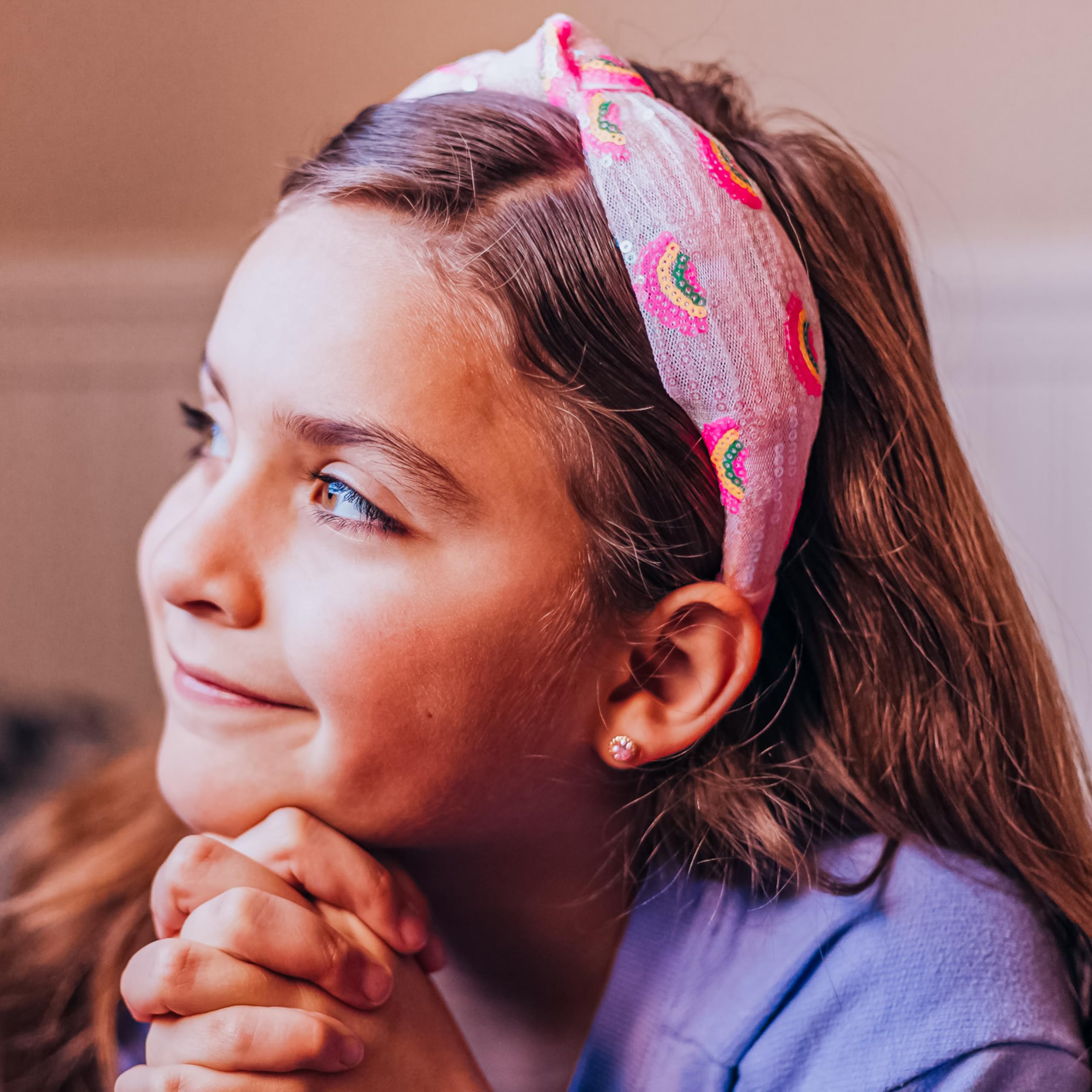 FROG SAC youth-size fit 13-inch headband suits toddlers to tweens.