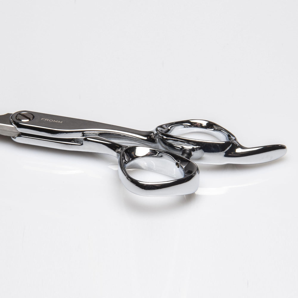 Fromm Professional Explore texturizing teeth close-up showing microserration for even hair distribution