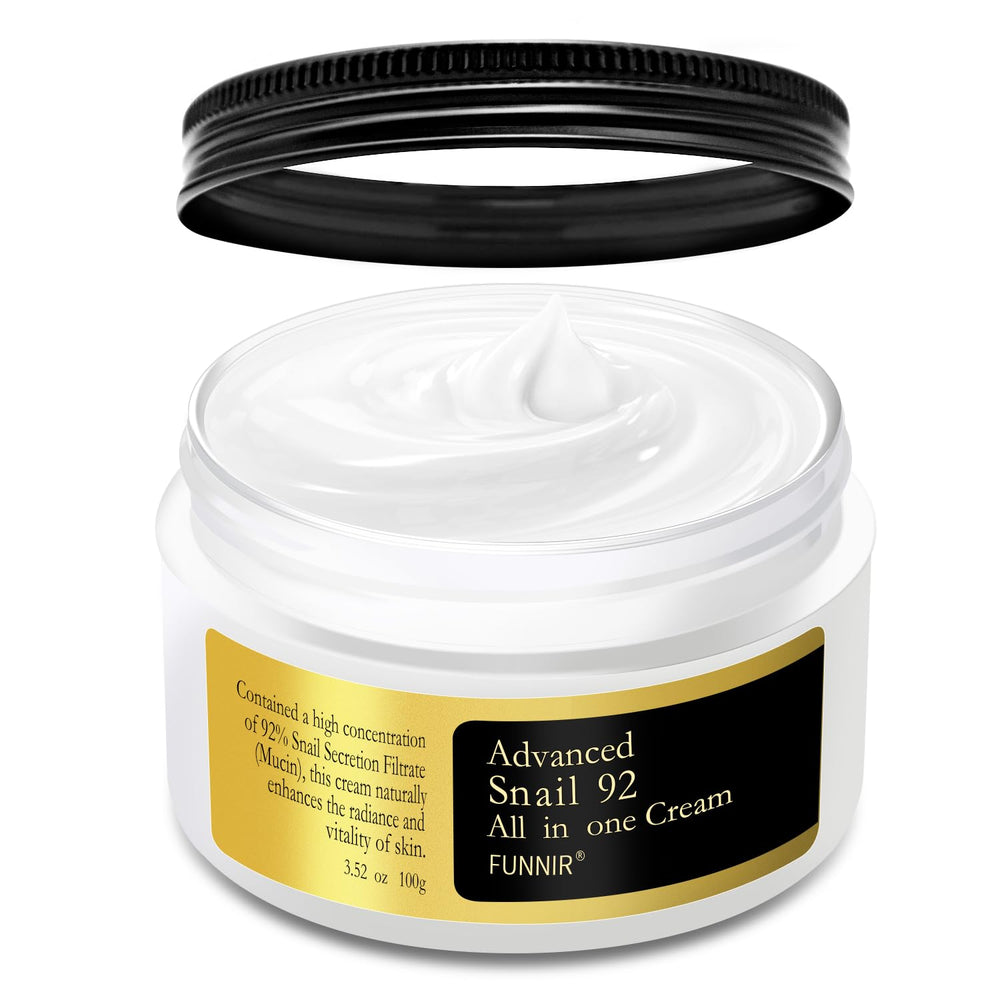 FUNNIR Snail Mucin Moisturizer jar front—quick hydration boost for dehydrated skin