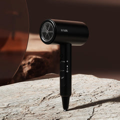 FUNTIN brush attachment helps detangle and shape curling hair.