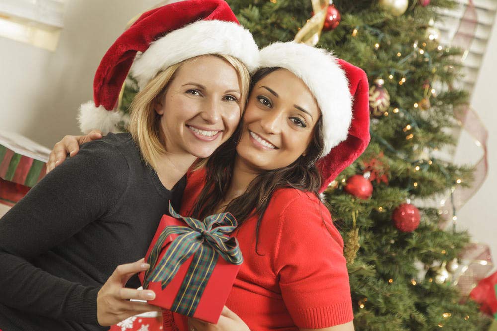 FUTBER Santa hat packaging and label highlight premium branding and gift-ready presentation