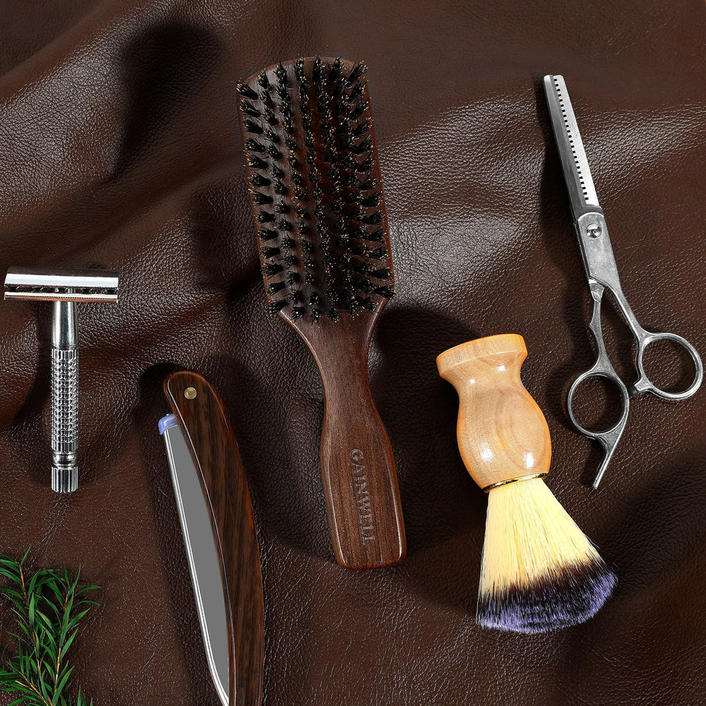 GAINWELL Mens slick-back style demo with stiff boar bristles for thick hair.
