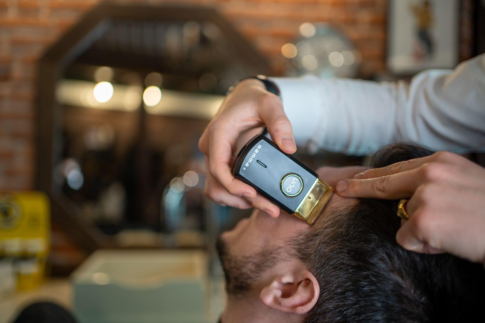 GAMMA+ Uno mini stainless-cutter delivers clean cuts on short hairs