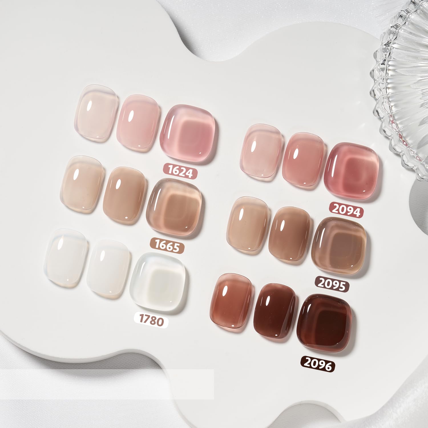 GAOY jelly polish shade close-up highlights milky translucence.