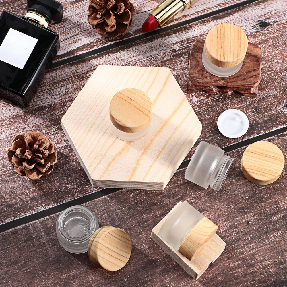 Geiserailie washable reusable makeup containers reduce waste.