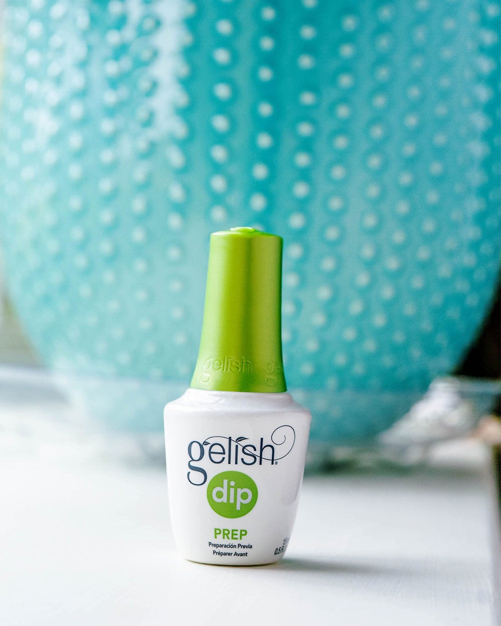 Gelish Dip Basix Brush Restorer keeps tools clean for precise, repeated use.