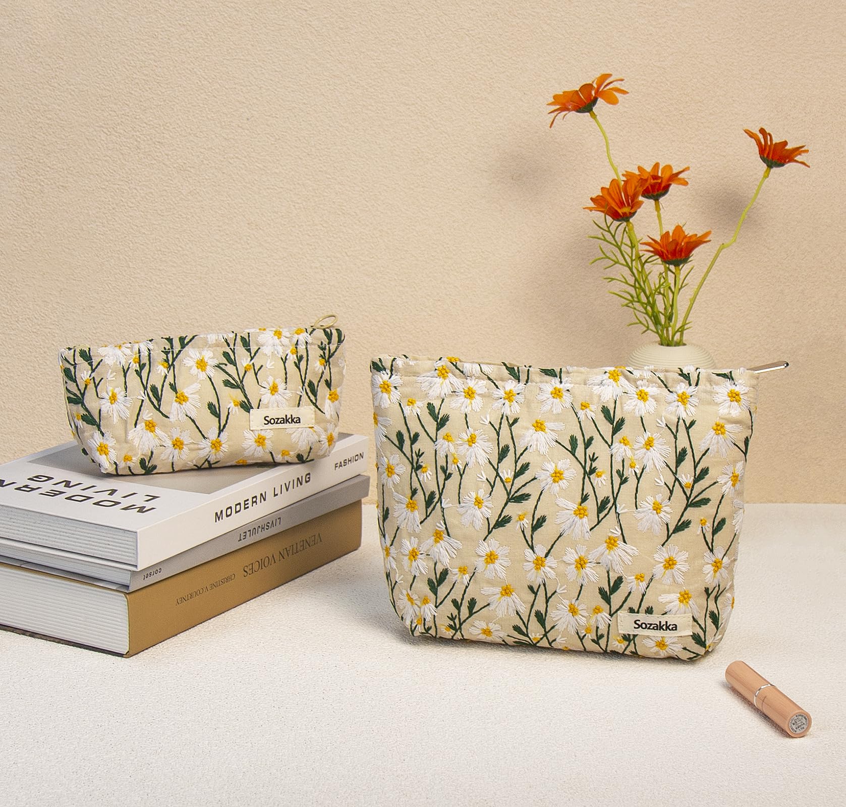Getgto embroidered small cosmetic pouch with floral detail for durable daily use.