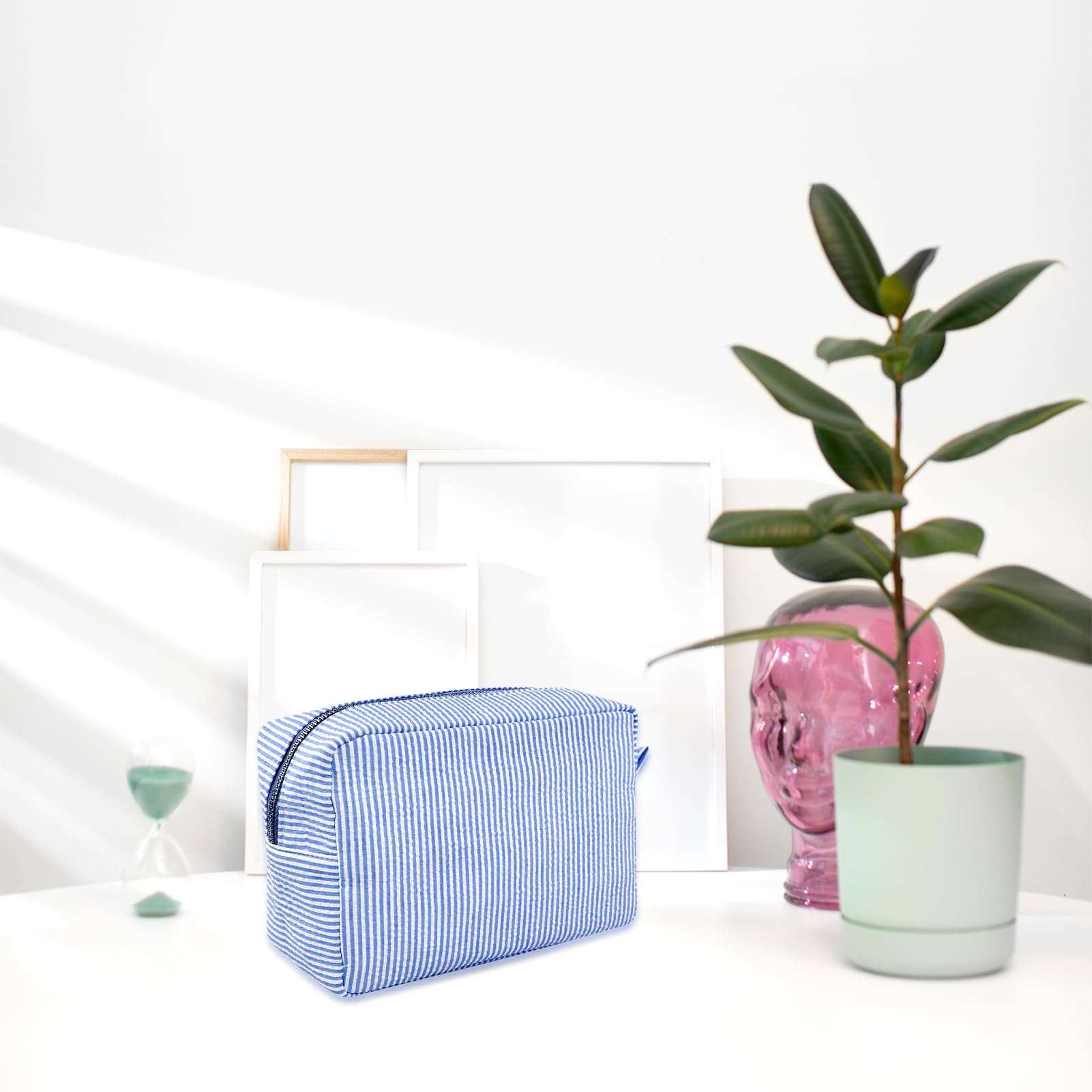 GFU makeup bag blue travel-ready bag fits in handbags for daily errands
