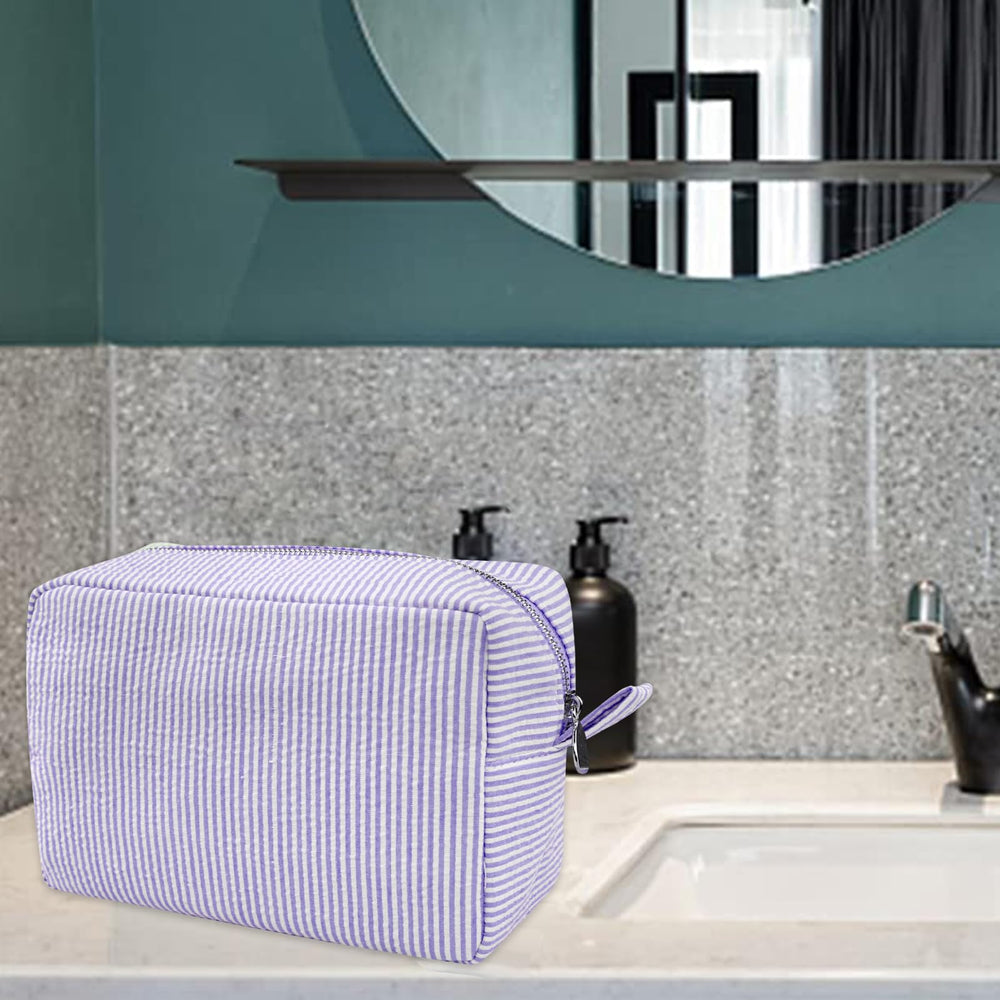 GFU waterproof interior travel bag keeps contents protected on trips