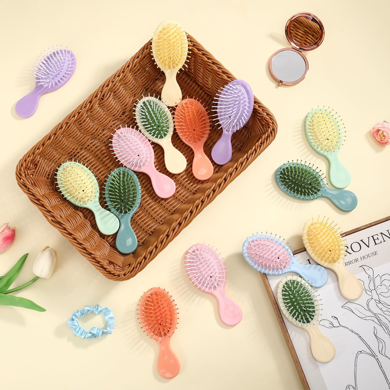 GGSTDDUP mini-wet-hair-brush-pack-07 multicolor set is great for daily routines