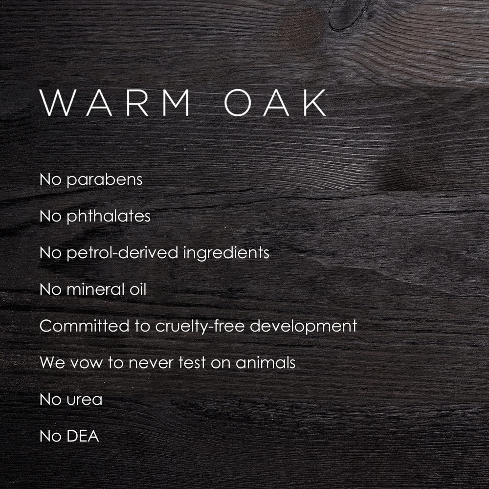 Gilchrist & Soames Warm Oak Shampoo foam close-up highlights cleansing action and shine.
