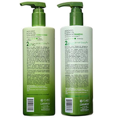 Giovanni 2Chic Ultra-Moist conditioner bottle pouring for shine and manageability