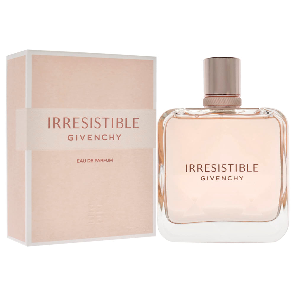 Givenchy Irresistible pear glow detail emphasizes sparkling top notes.