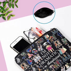 GJTIM Theatrical Black makeup bag zipper closure emphasizes secure storage on the go