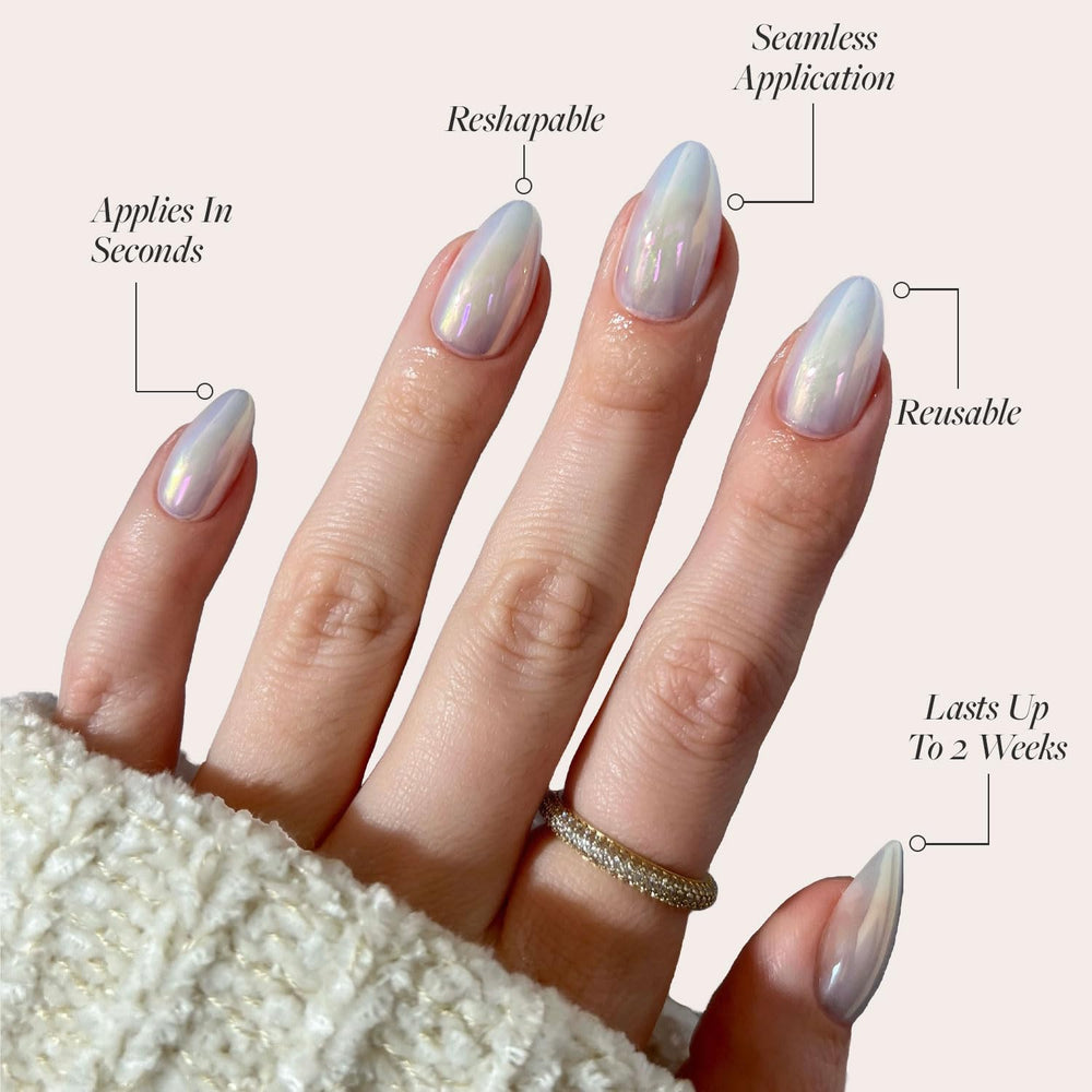 Glamnetic short almond nails provide a precise fit from 15 sizes for comfortable wear.