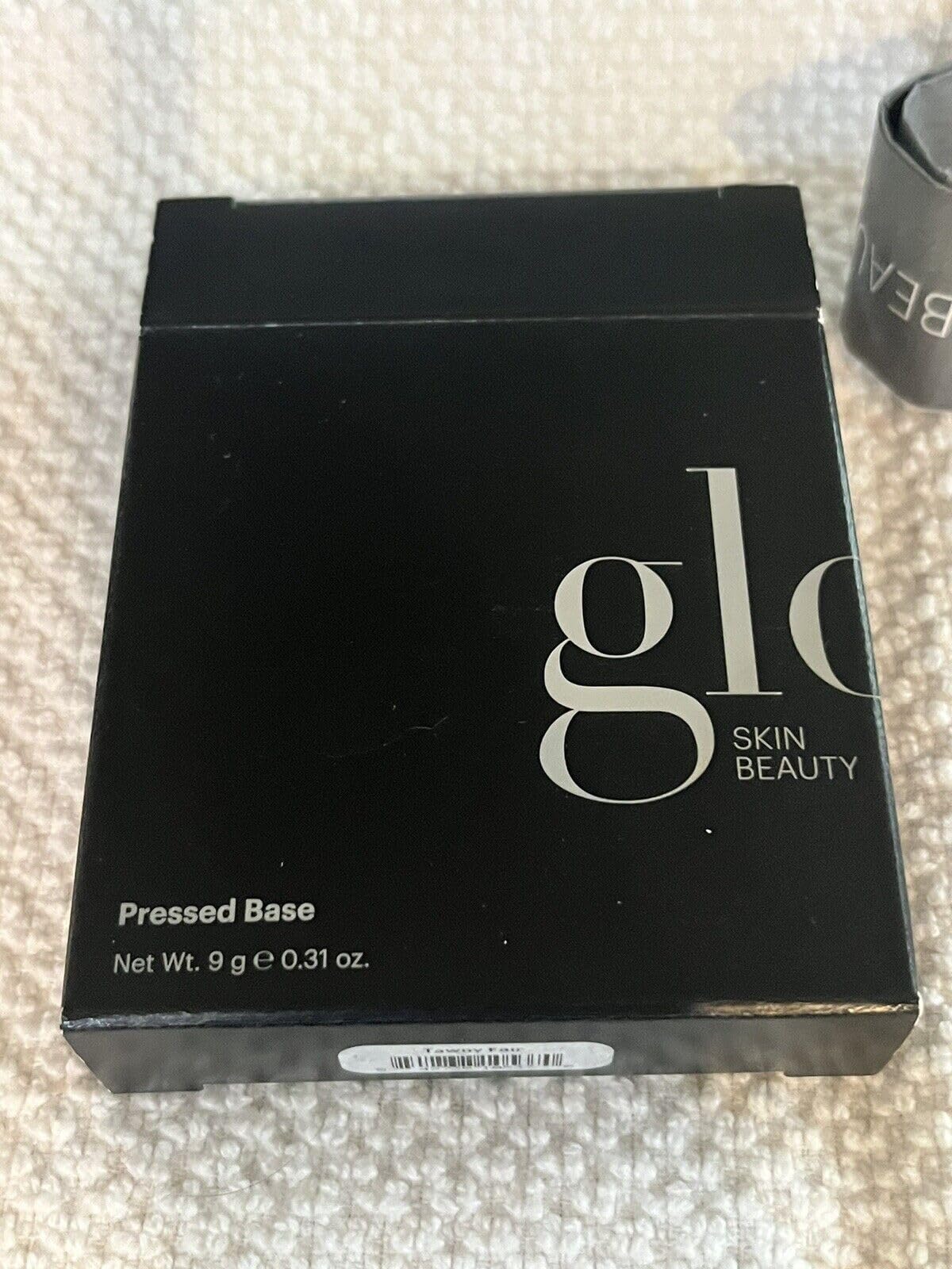 Glo Skin Beauty pressed base powder foundation Honey Medium finish looks semi-matte and photo-friendly