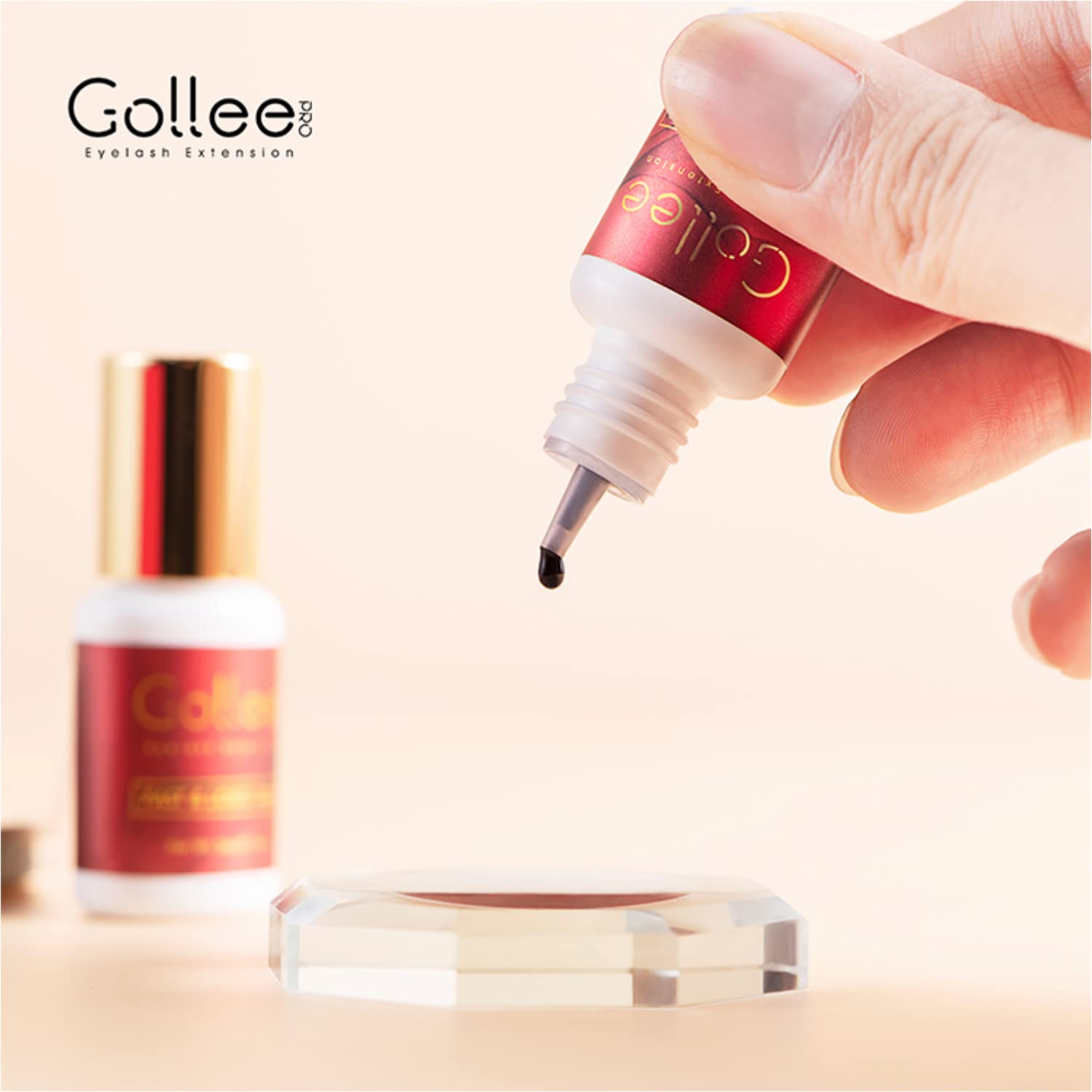 GOLLEEPRO eyelash glue black adhesive indicating bold lash color and secure bond