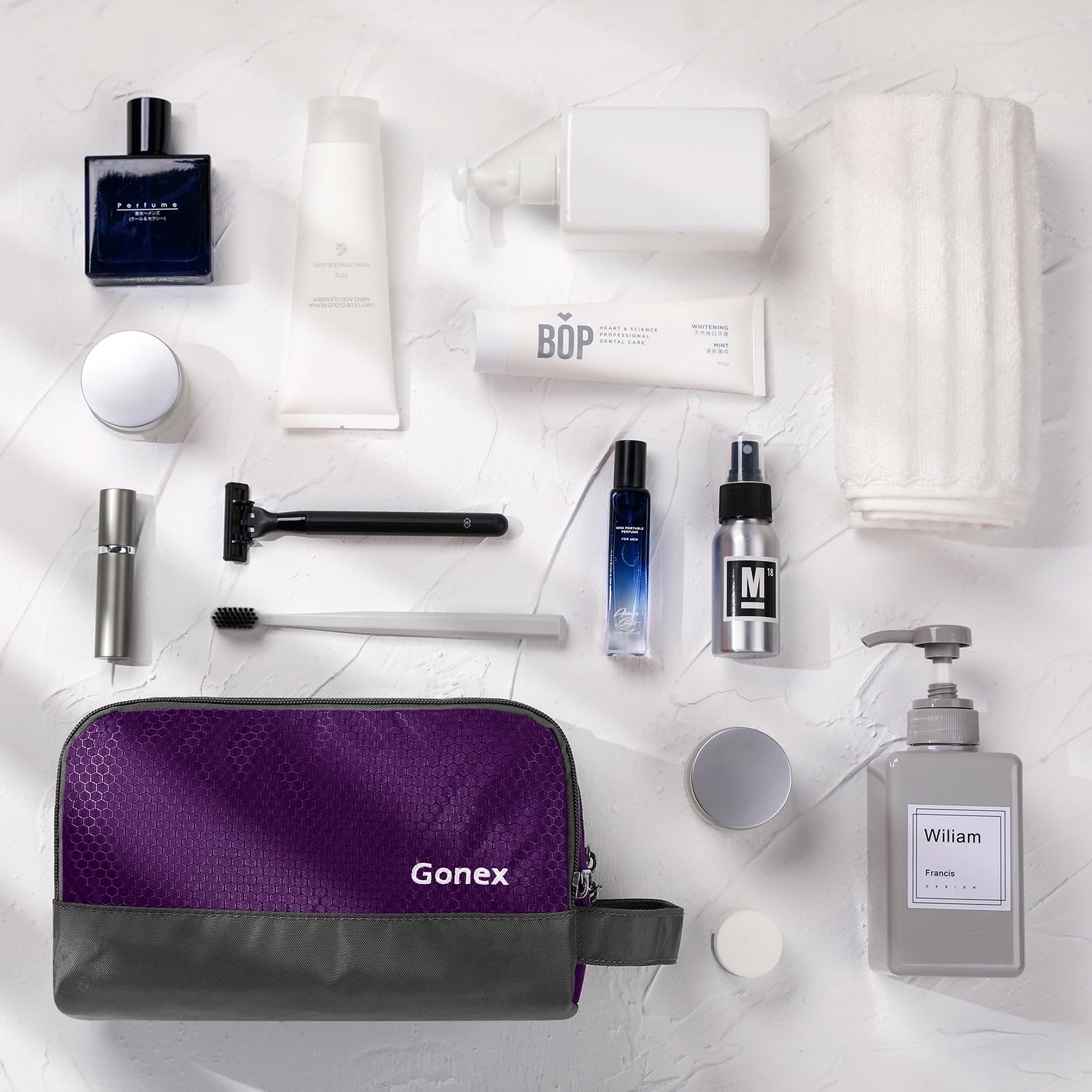 Gonex water-resistant nylon protects contents in wet conditions or spill-prone trips