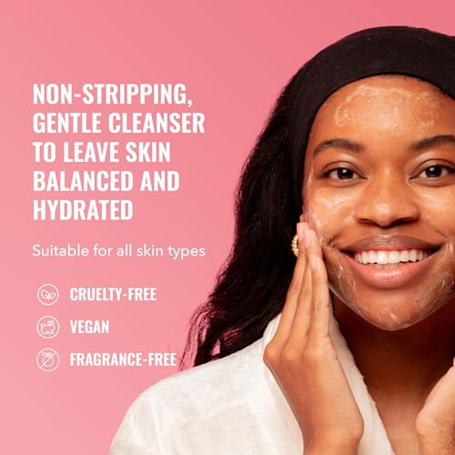 Good Molecules cleansing gel pump dispenses for a gentle morning cleanse.