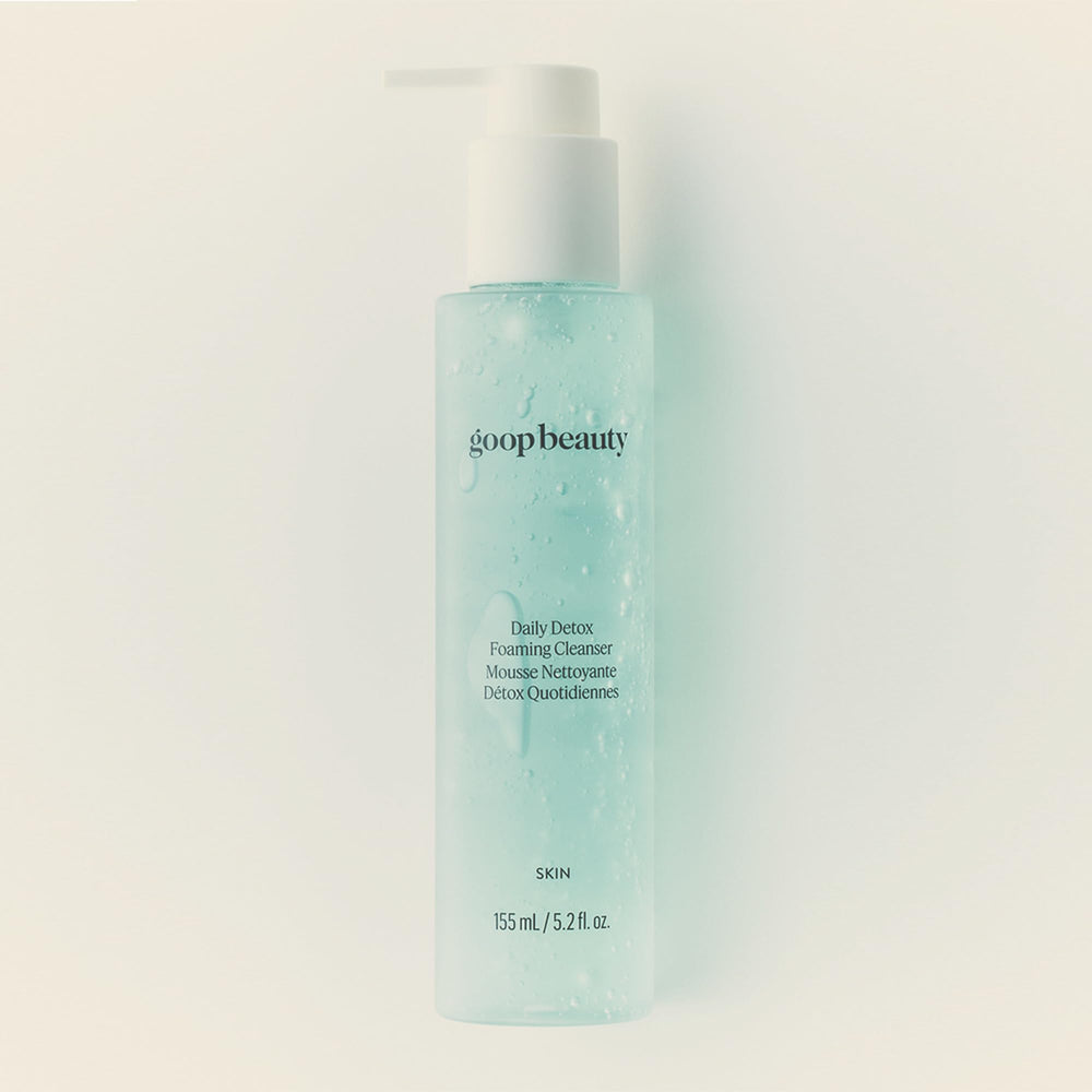 goop Beauty Daily Detox cleanser gentle for sensitive skin, suitable for daily use.