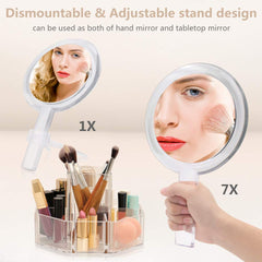 Gotofine portable travel mirror fits bags for on-the-go touchups.