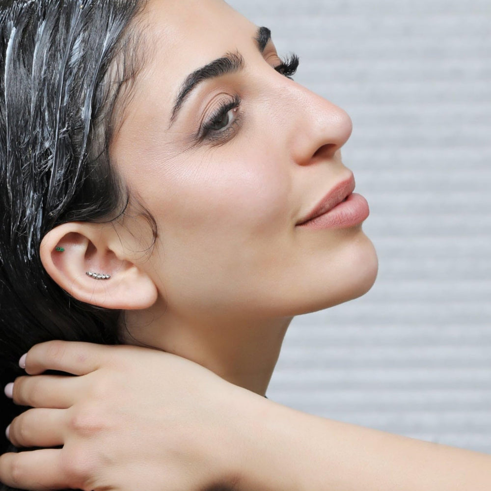 Sulfate-free, color-safe Gotukola formula preserves vibrancy in colored hair.