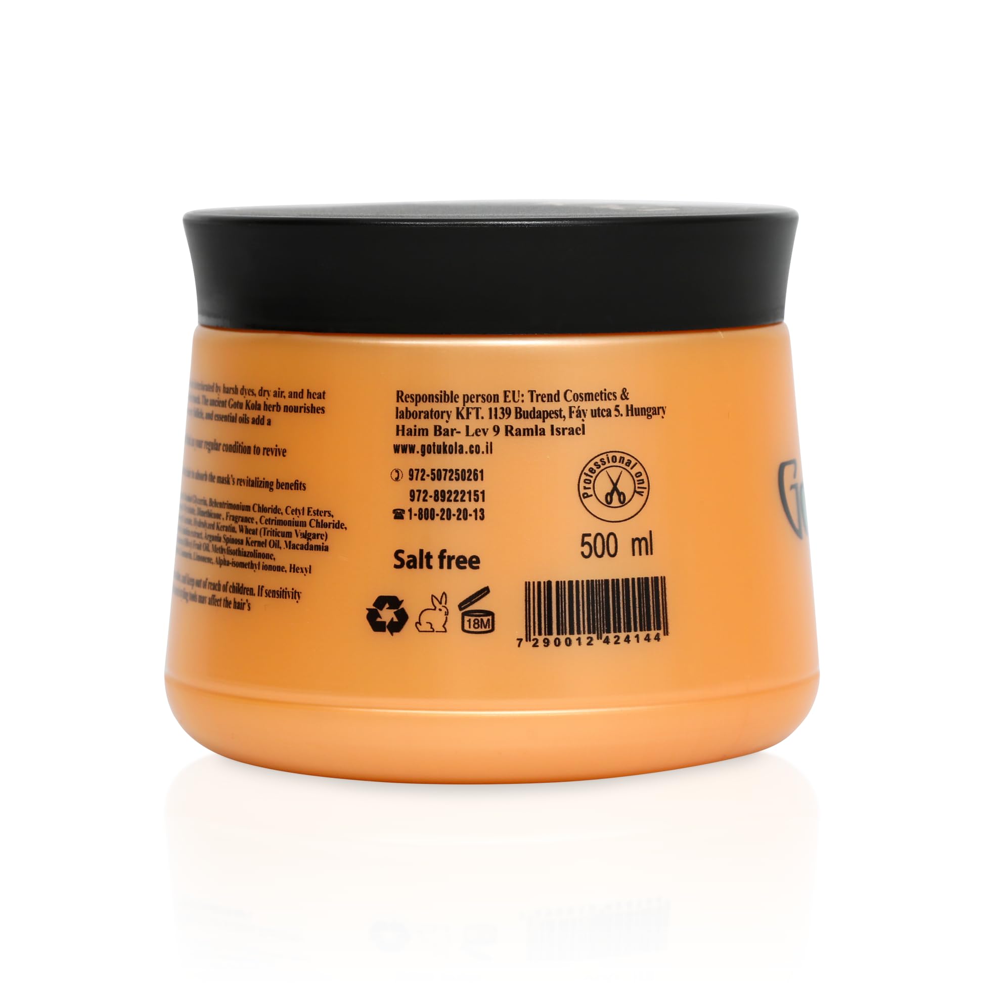 Creamy texture of Gotukola Hair Mask delivering rich moisture for healthier feel.
