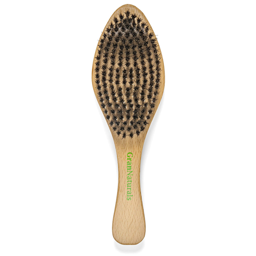 GranNaturals 360 waves brushing session demonstrating routine grooming