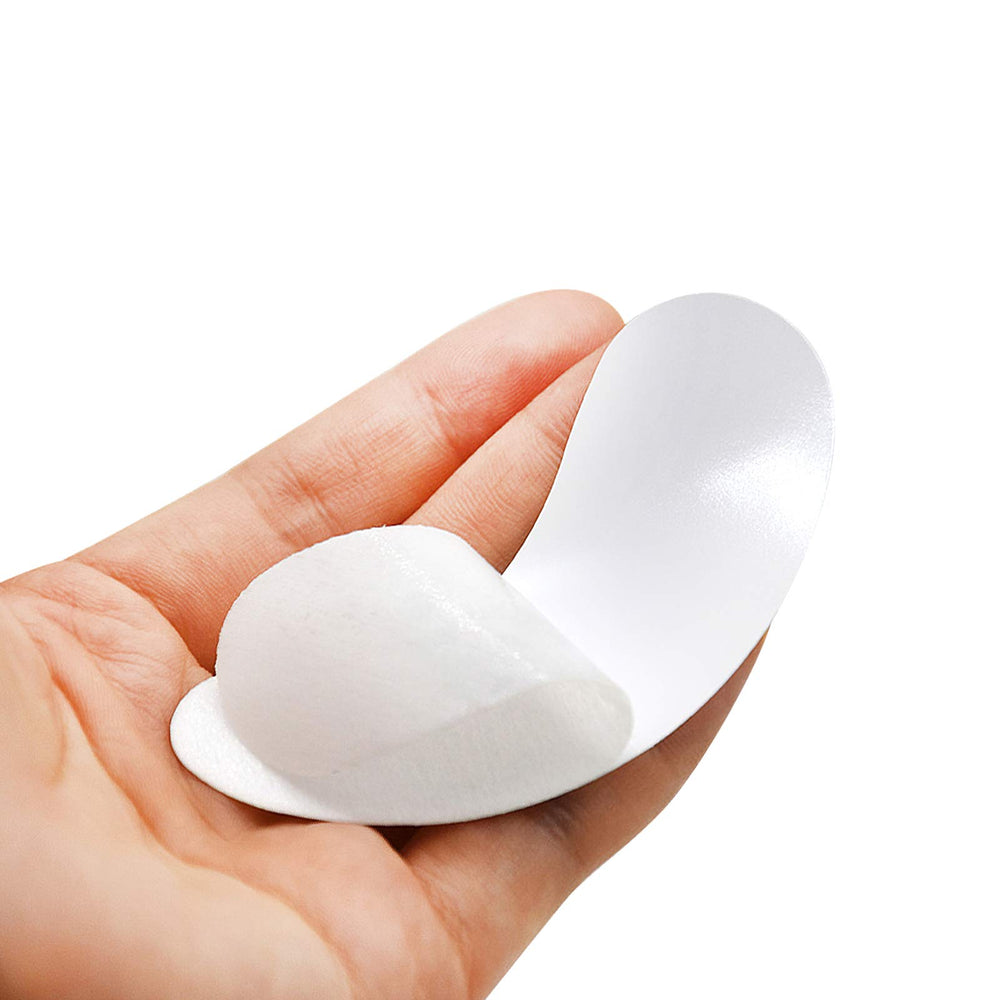 GreenLife flex-form eye patches – custom fit for all eye shapes during extensions