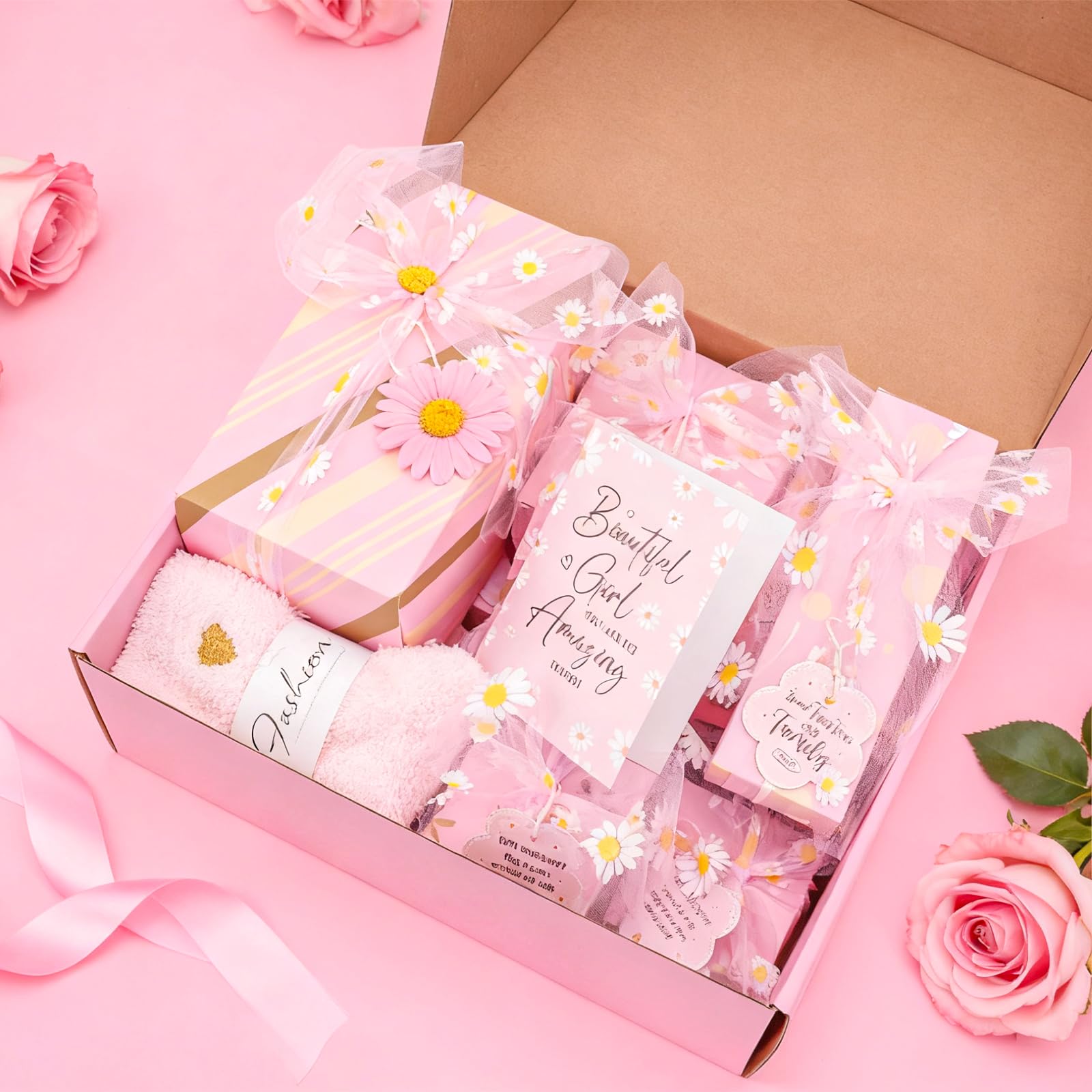 GREHELP plush makeup pouch and daisy necklace—cute keepsakes for on-the-go use.